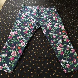 Time and Tru capri floral jeggings